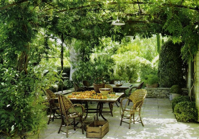 Outdoor Dining Area — Green