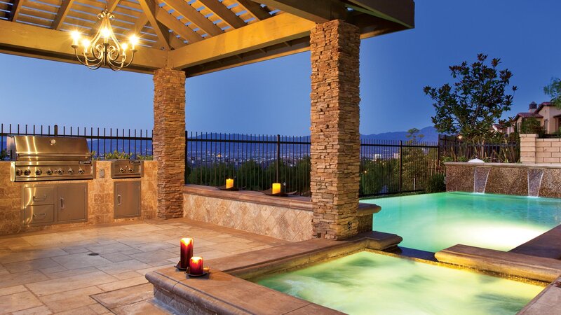 Outdoor Kitchen and Pool