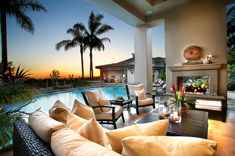 Outdoor Lounge Area — Beige