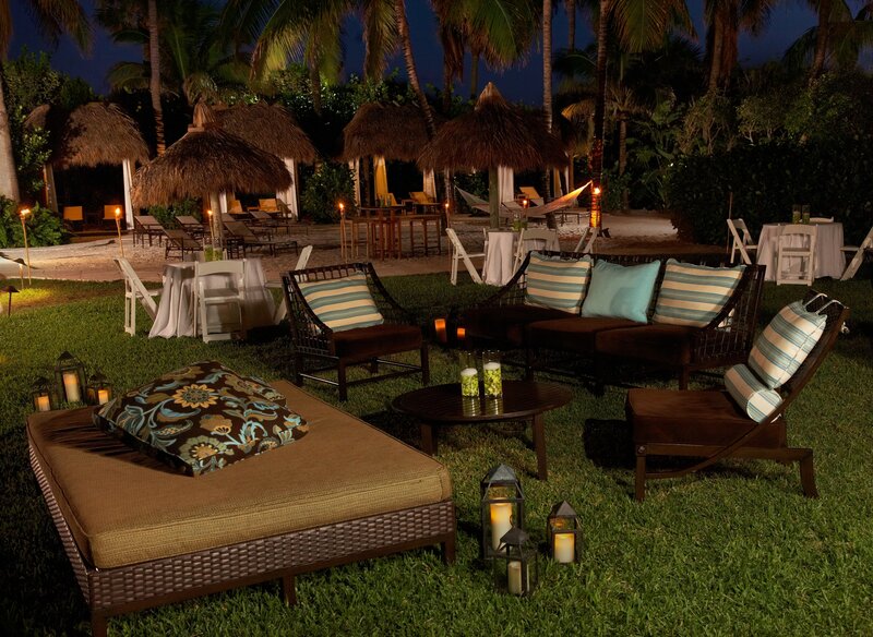 Outdoor Lounge Furniture