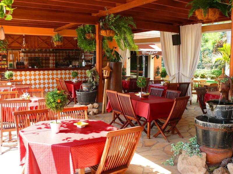 Outdoor Restaurant Seating — Red