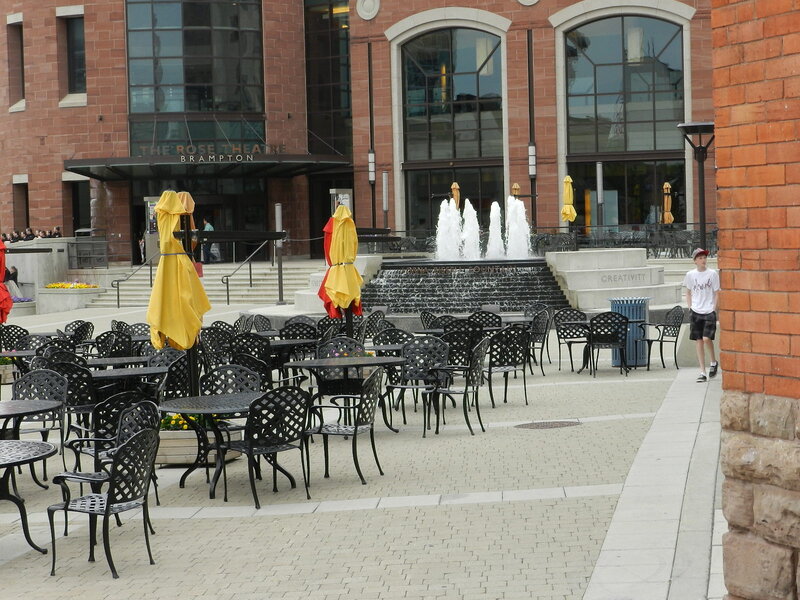 Outdoor Seating Area — Black