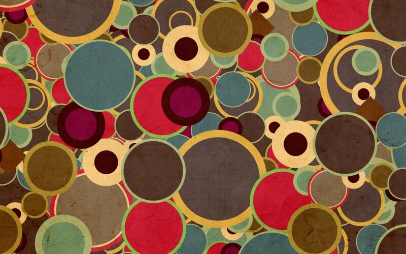 Overlapping Circles Pattern — Brown