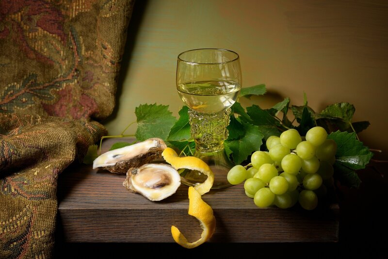 Oysters with Grapes