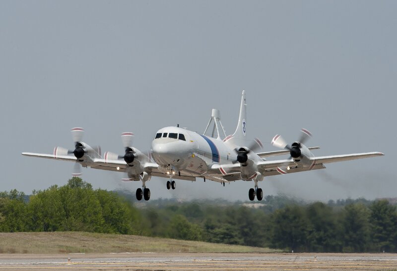 P-3 Orion aircraft landing