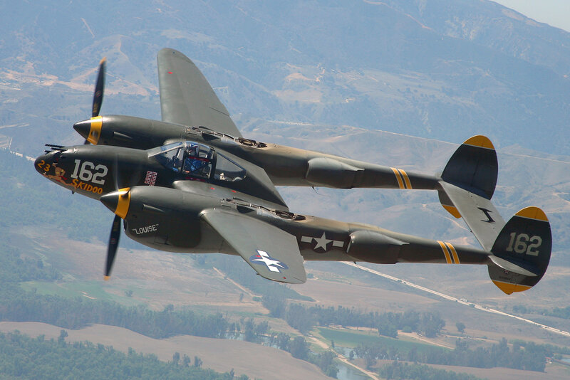 P-38 Lightning Aircraft — Gray, Dynamic