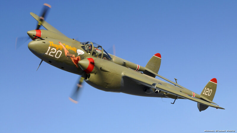 P-38 Lightning Aircraft — Green, Dynamic