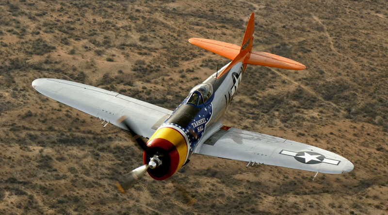 P-47 Thunderbolt Aircraft — Gray
