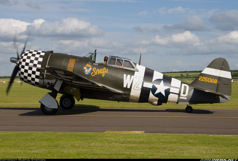 P-47 Thunderbolt Aircraft — Green, Calm