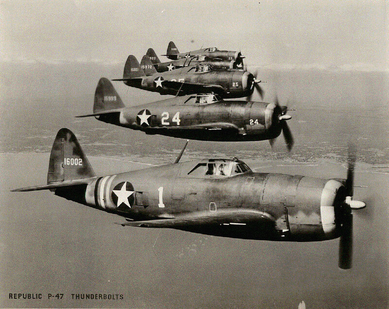 P-47 Thunderbolt formation