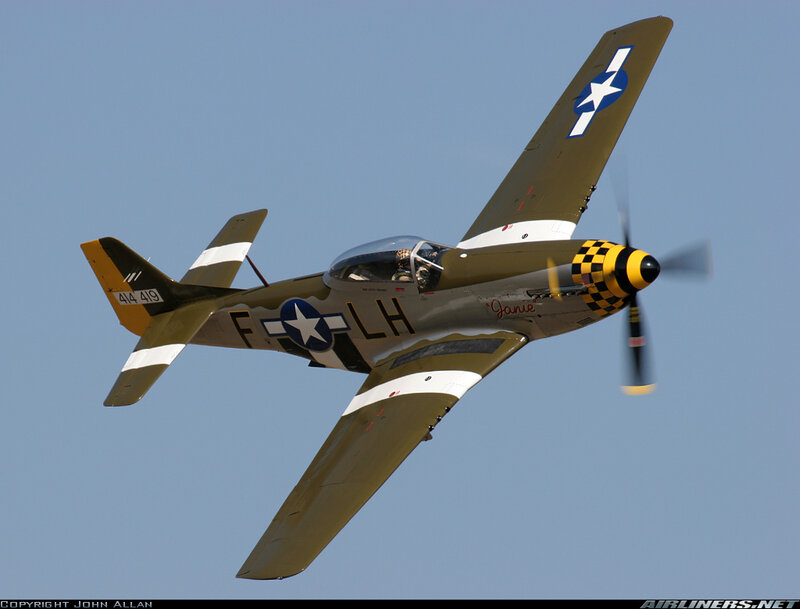 P-51 Mustang Aircraft — Green, Dynamic