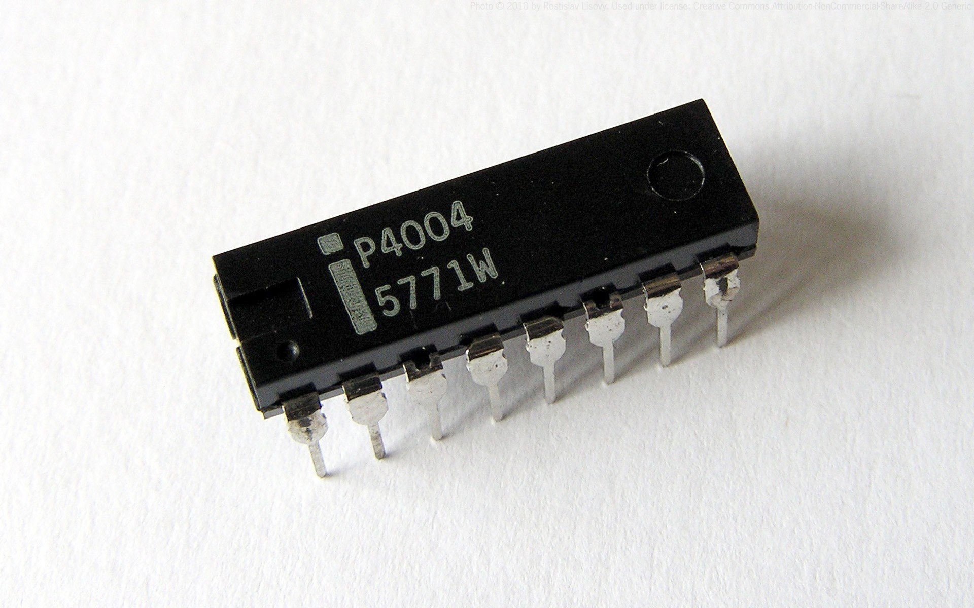 P4004 integrated circuit