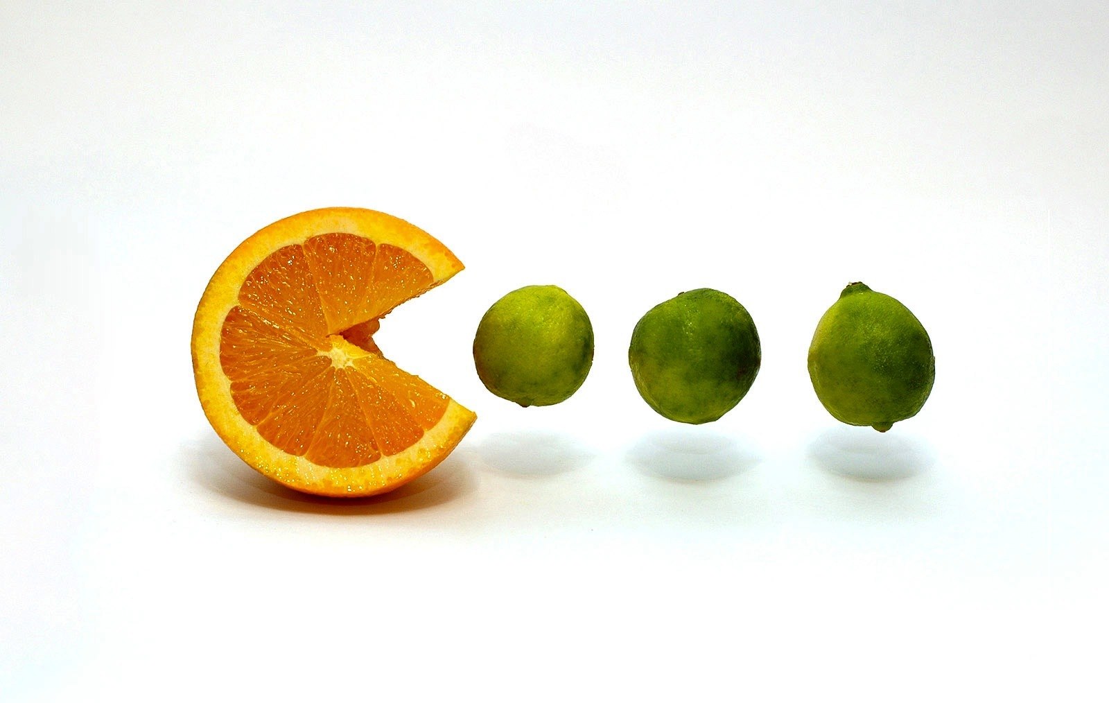Pac-Man fruit game