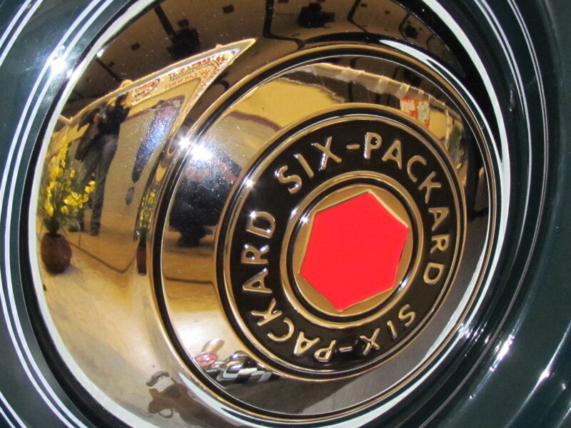 Packard Six Hubcap
