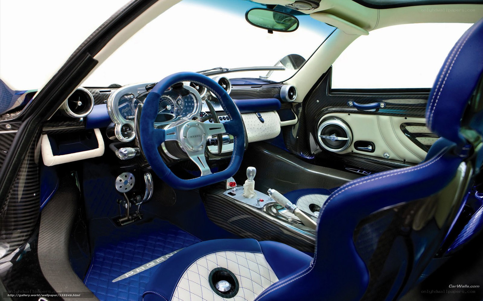 Pagani Huayra interior
