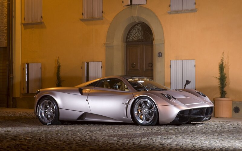 Pagani Huayra on cobblestone street
