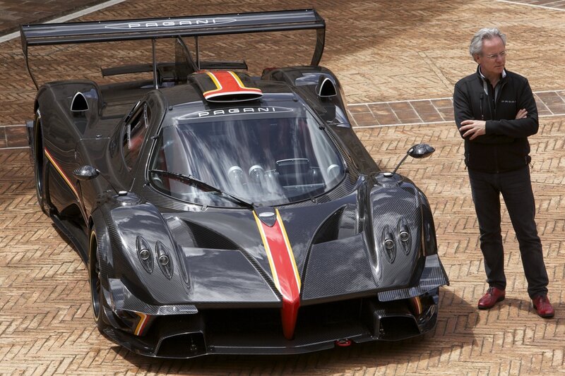 Pagani Huayra R Car — Black