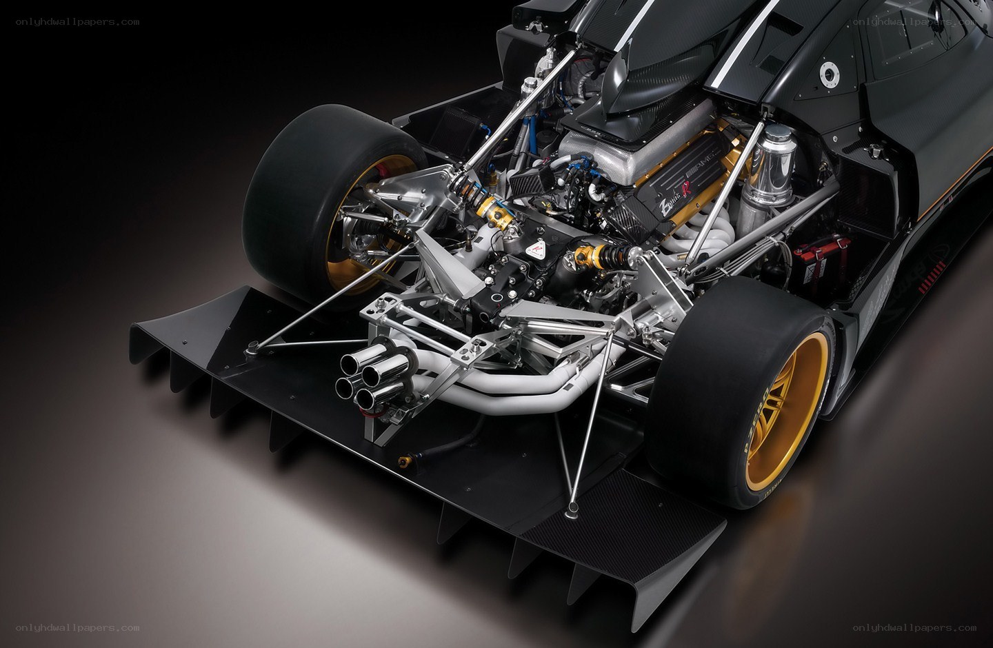Pagani Huayra R engine view