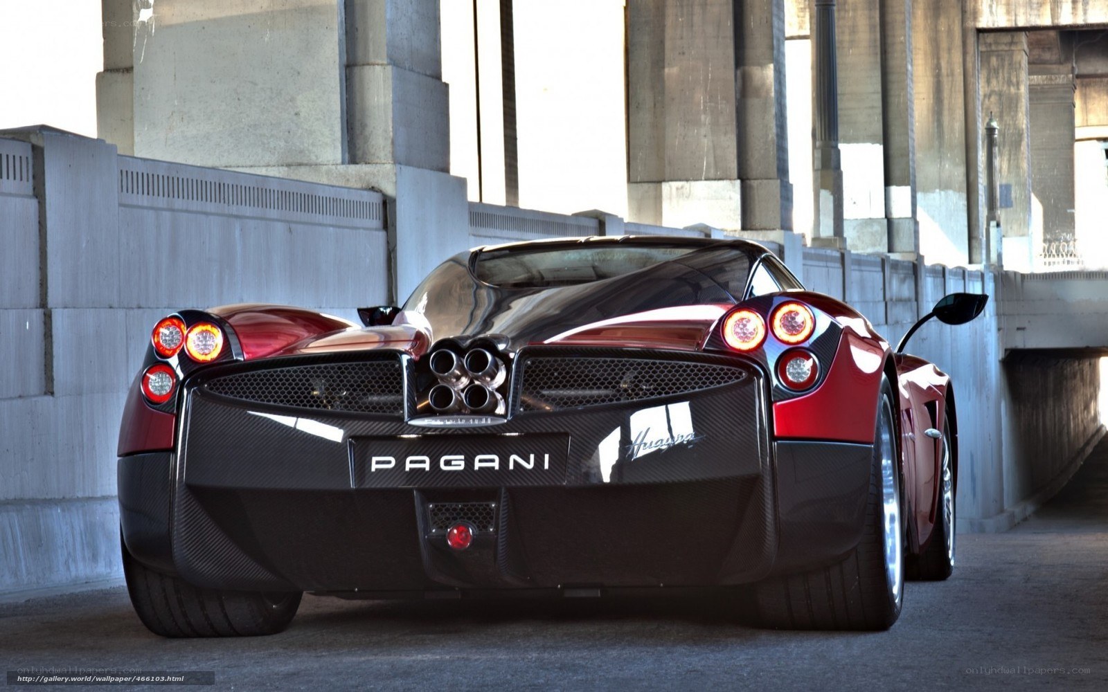 Pagani Huayra rear view