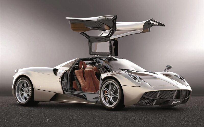 Pagani Huayra with open doors