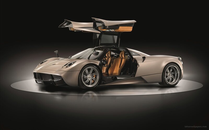 Pagani Huayra with open doors