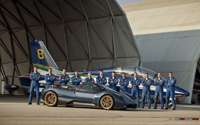 Pagani Zonda and Frecce Tricolori