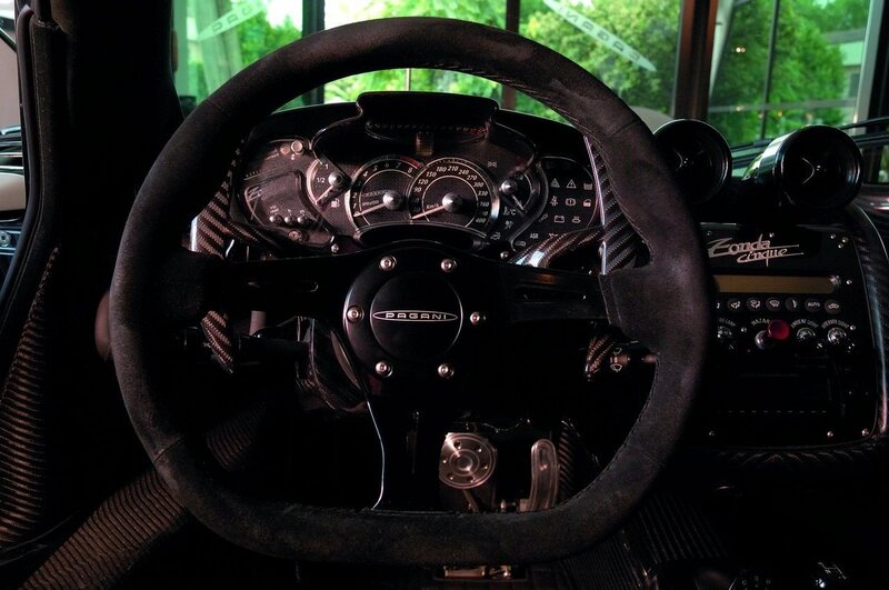 Pagani Zonda Cinque interior