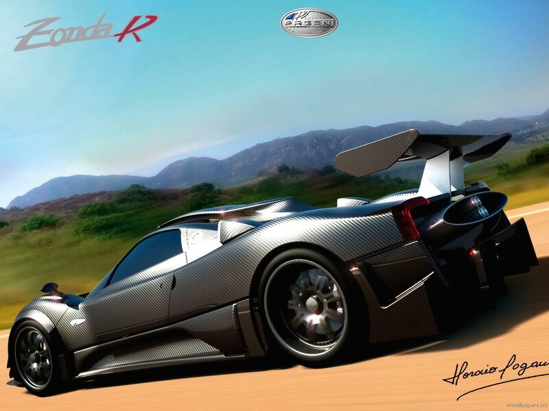Pagani Zonda R Car — Silver, Dynamic