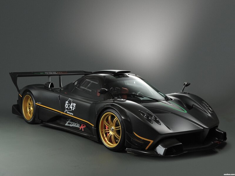 Pagani Zonda R race car