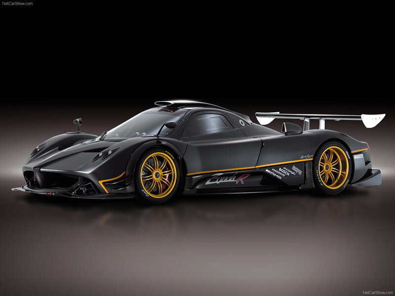 Pagani Zonda R race car