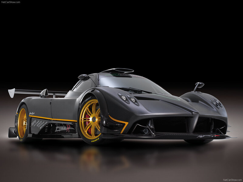 Pagani Zonda R race car