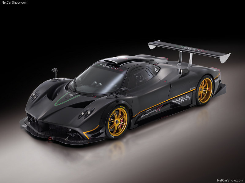 Pagani Zonda R race car