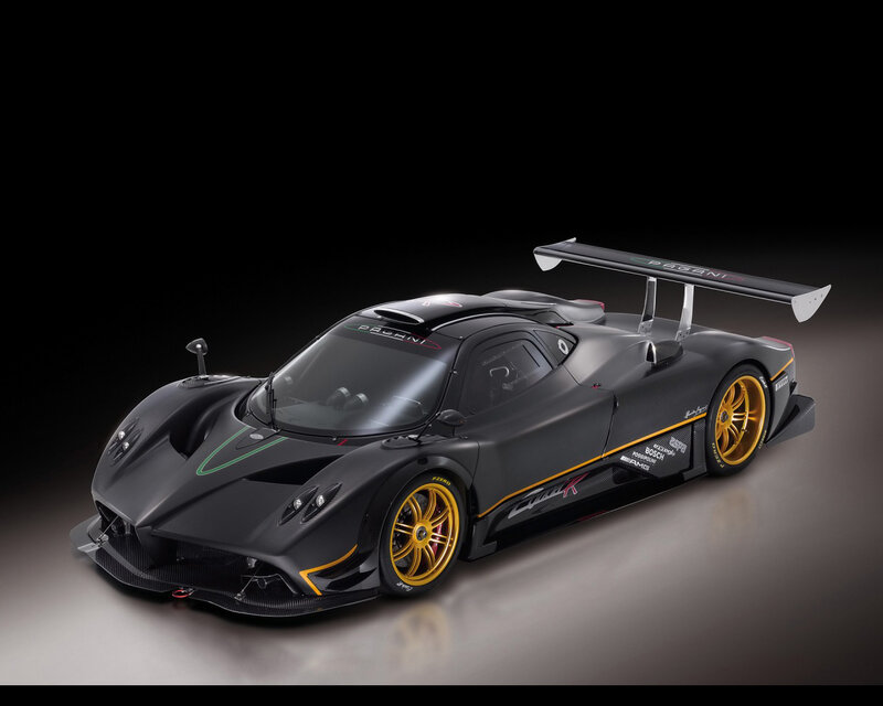Pagani Zonda R race car