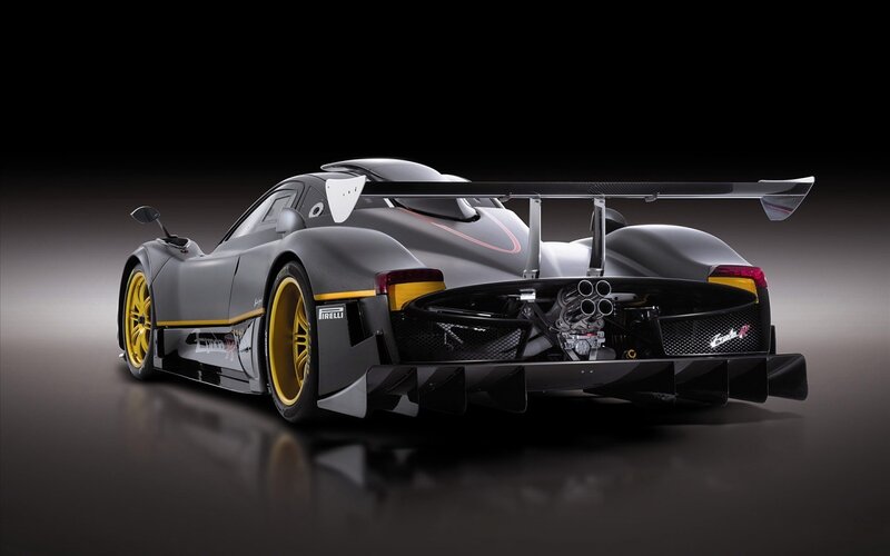 Pagani Zonda R rear view