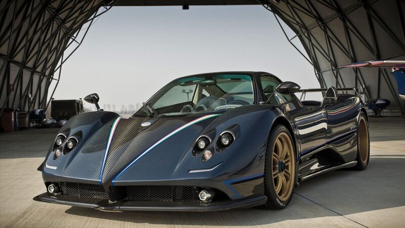Pagani Zonda R Sports Car — Black