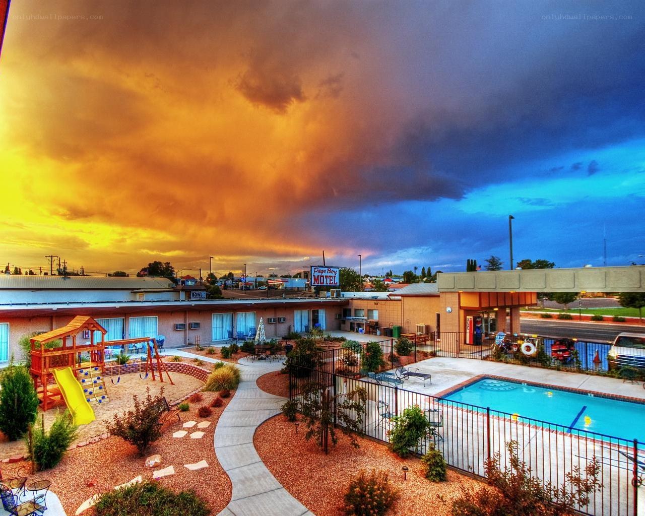 Page Boy Motel at sunset