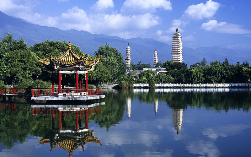 Pagoda towers at Erhai Lake