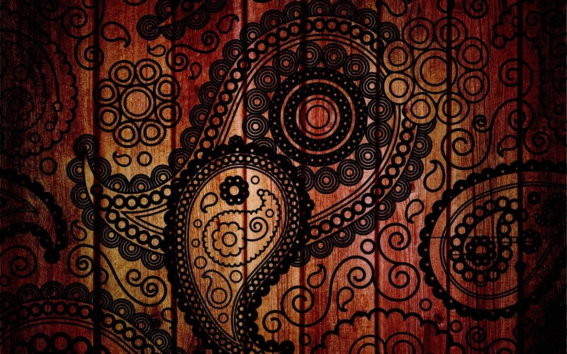 Paisley Pattern on Wood — Brown