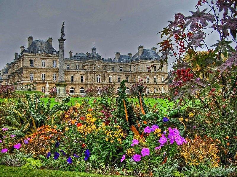 Palace with Garden