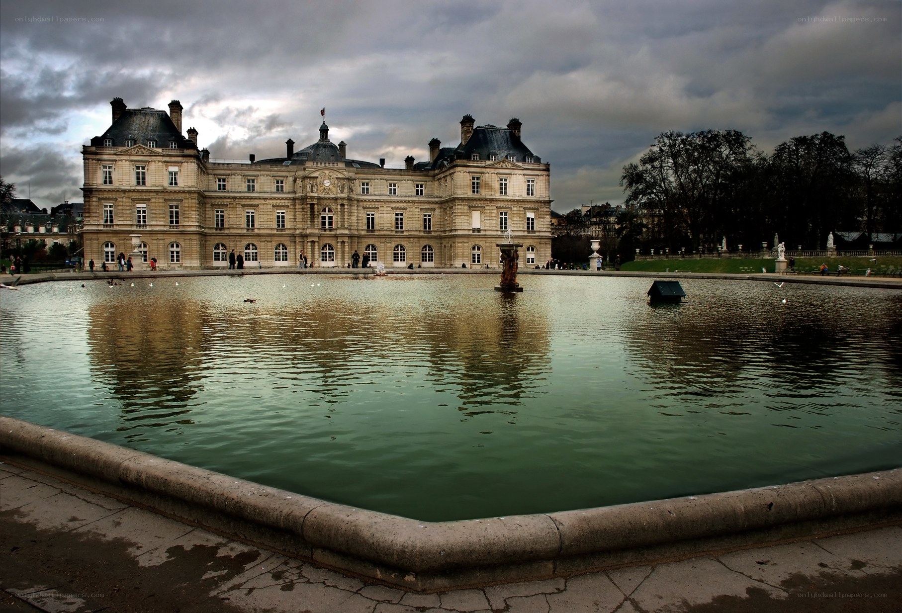 Palace with pond in Paris