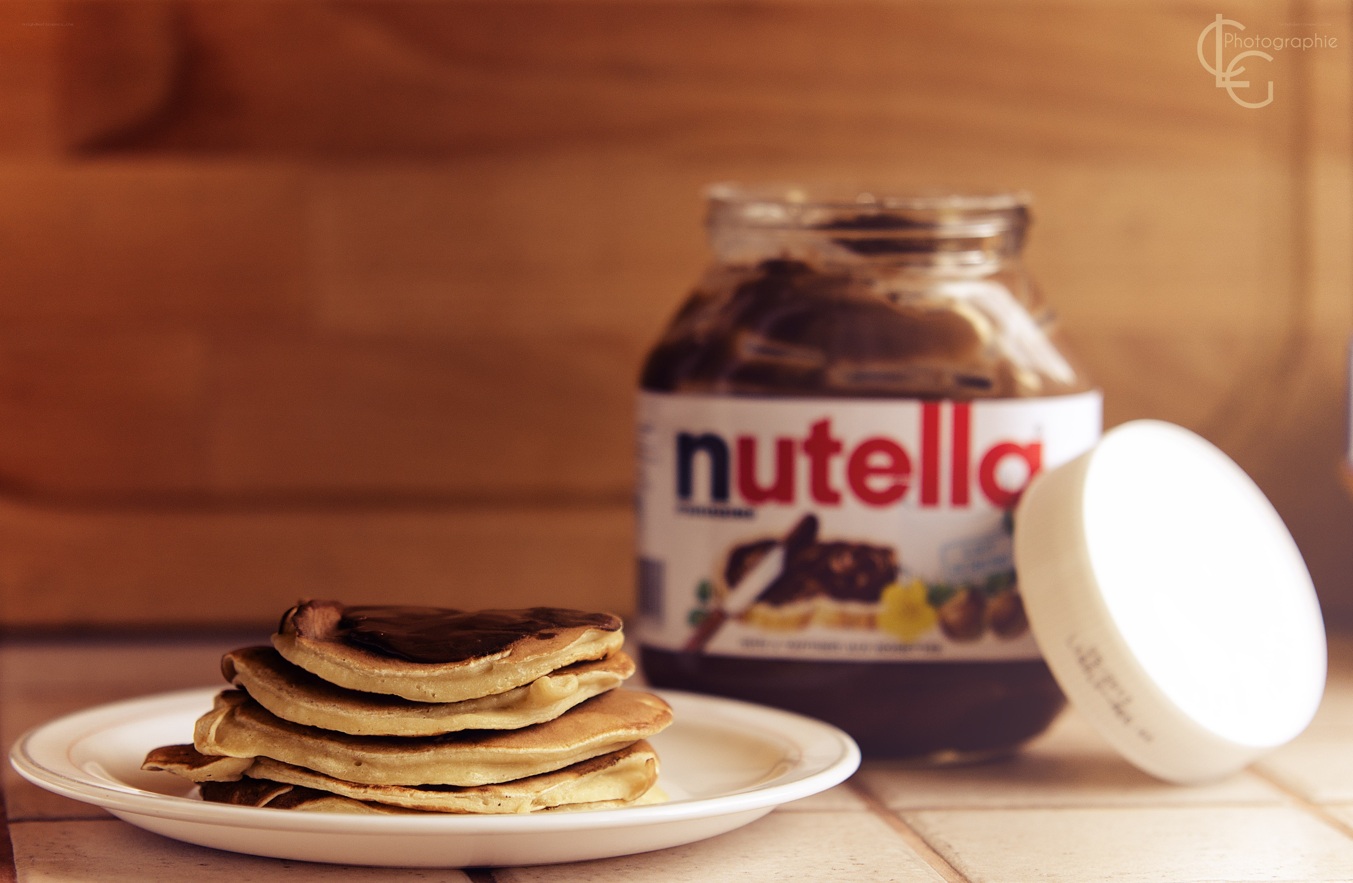 Pancakes with Nutella