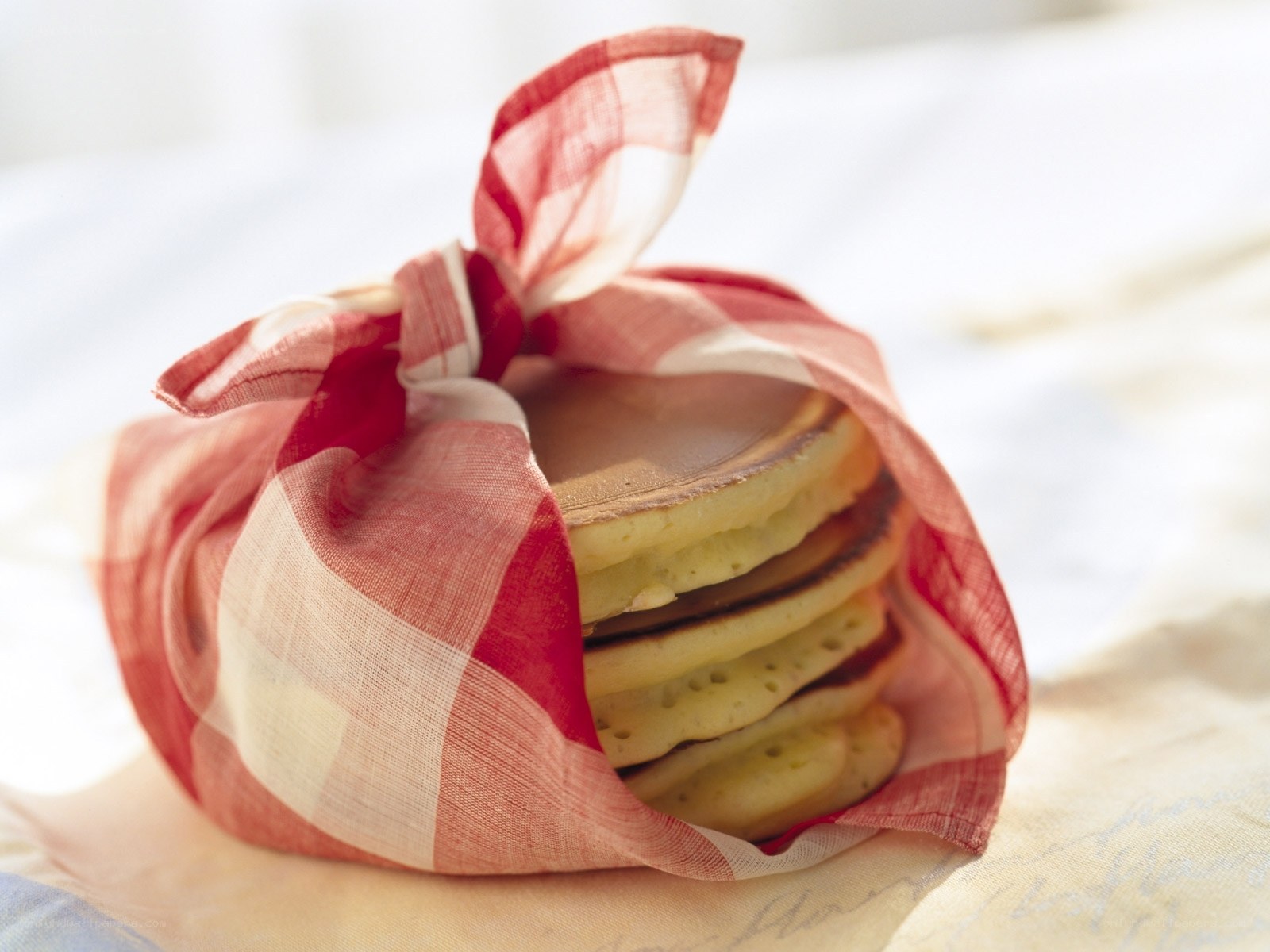 Pancakes wrapped in cloth