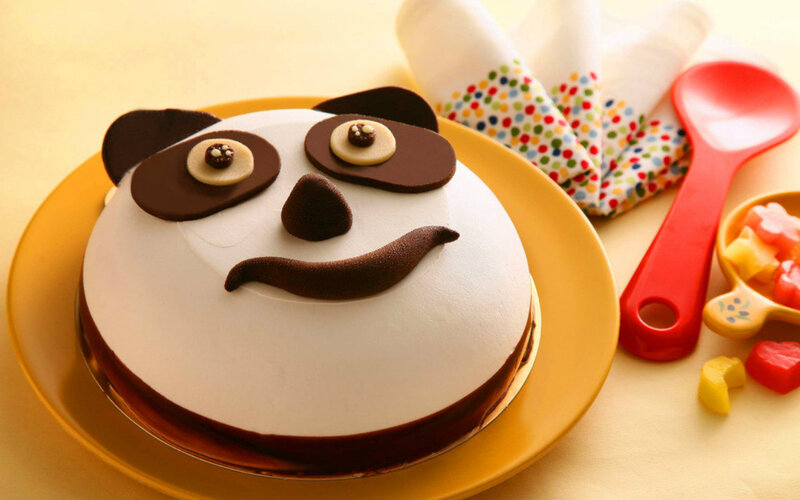Panda-shaped Cake — Yellow