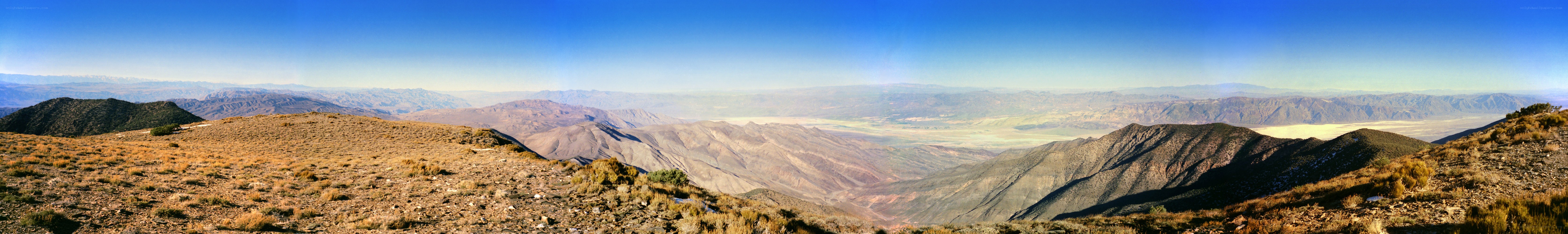 Panoramic desert mountain view
