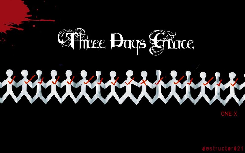 Paper Chain Figures — Black, Dark