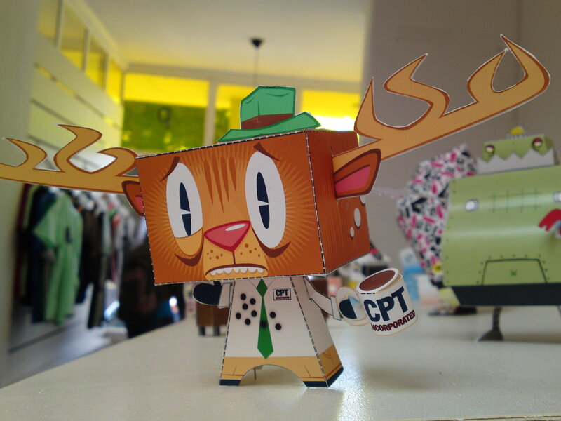 paper craft reindeer figure