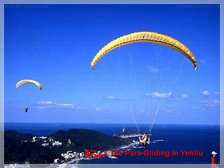 Para-gliding in Yehliu