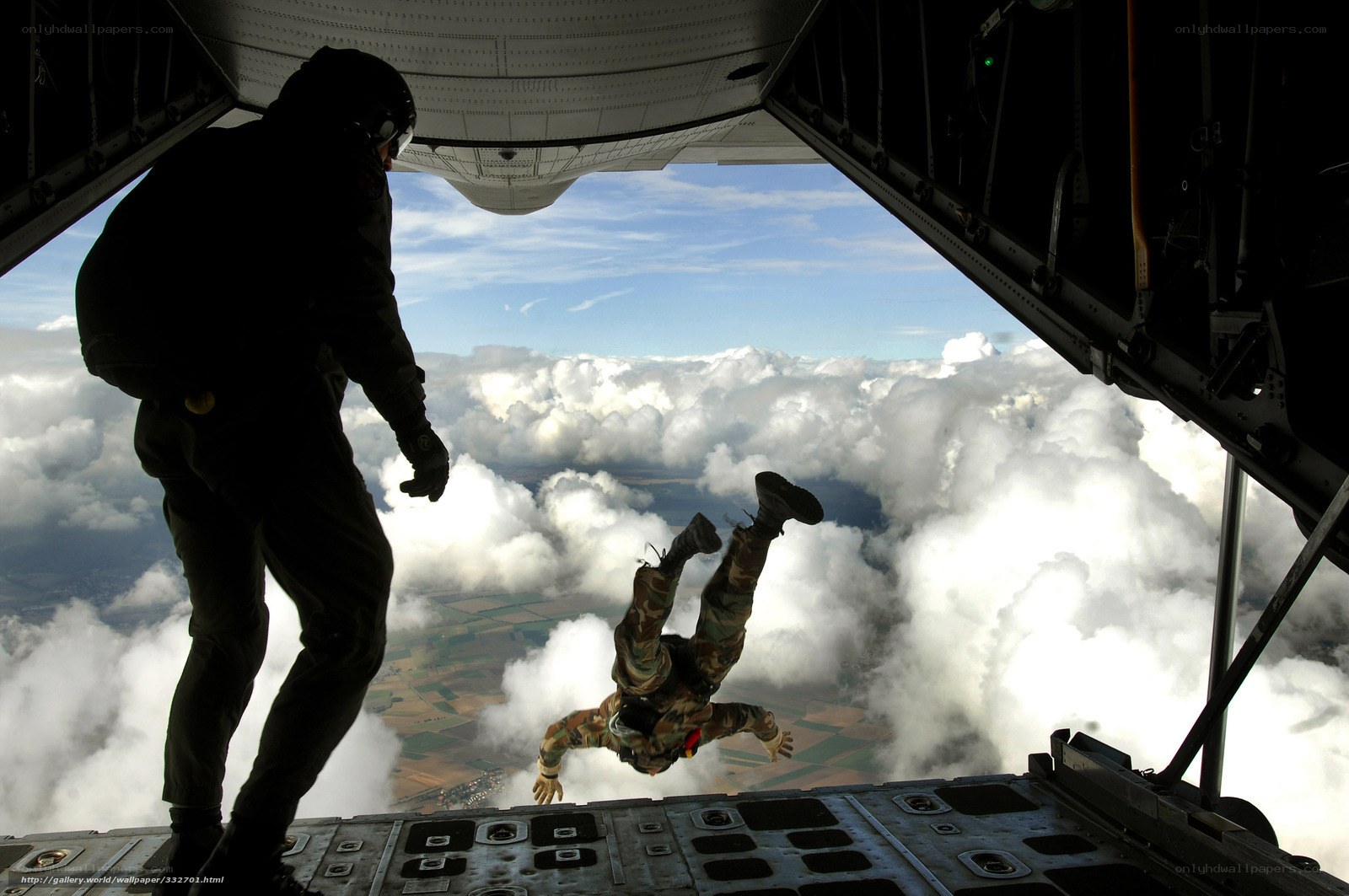 Parachuting from aircraft