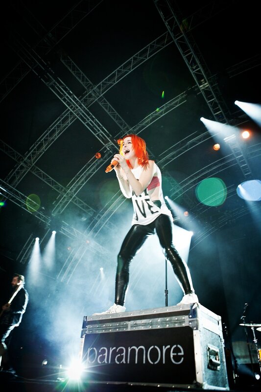 Paramore concert performance