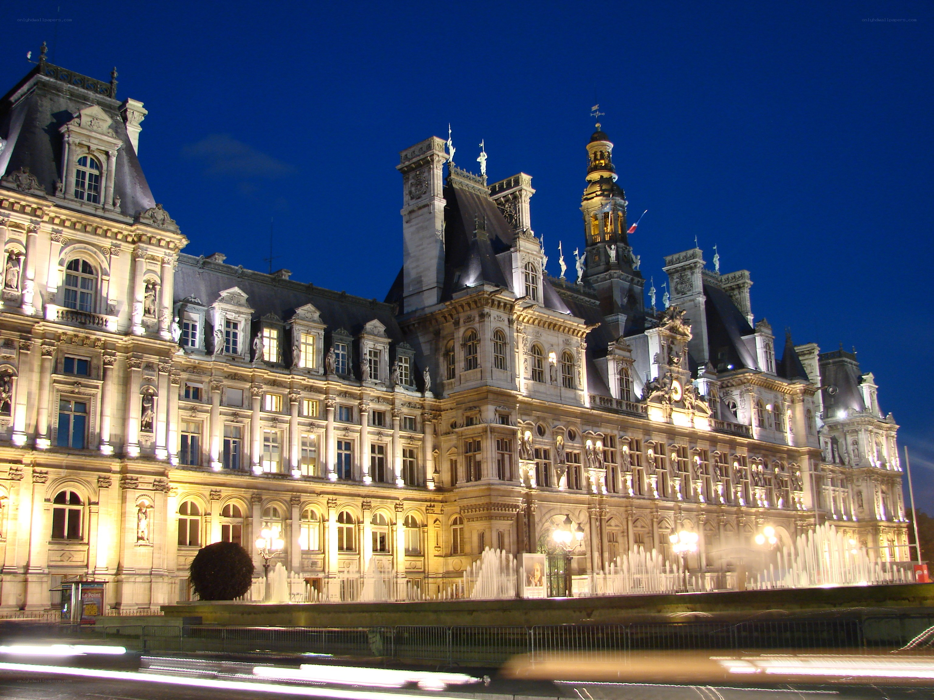 Paris city hall at night